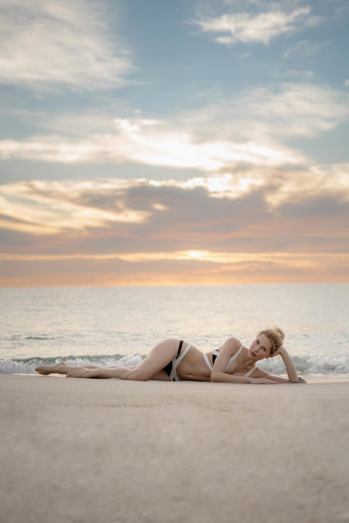 Farina Studio Renegade Sedcard Annabelle Sunrise Miami Beach Shooting
